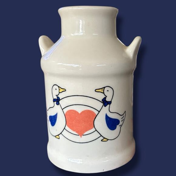 Vintage Ceramic Milk Jug Vase Pink Country Geese Heart Farmhouse Cottagecore 80s - Picture 1 of 7